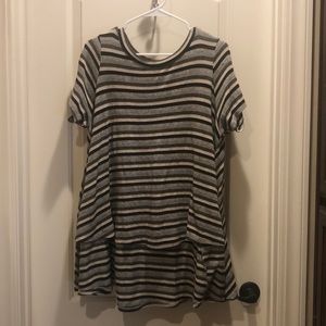 Hi-Lo Striped Flowy Top